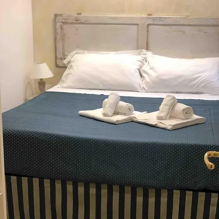 Apartman Piccolo Principe, Ognissanti Square *